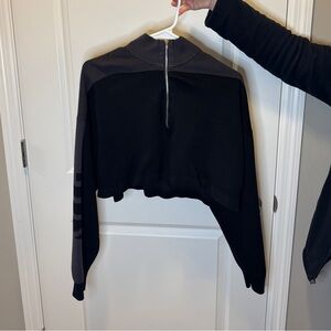 KITH WOMEN HARPER CROP HALF-ZIP - BLACK